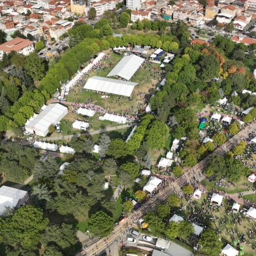 Bursa Gastronomi Festivali’ne Gedelek Turşusu Damga Vurdu