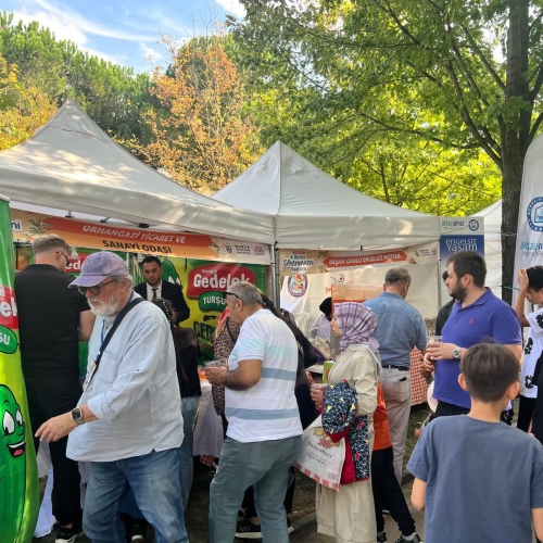 Bursa Gastronomi Festivali’ne Gedelek Turşusu Damga Vurdu