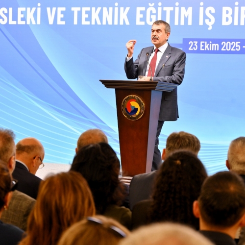 Tarım Sektörüne Yönelik Mesleki Ve Teknik Eğitim Birliği Protokolü İmzalandı