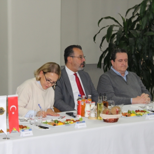 Sanayiciler İstişare Toplantısı Aka Otomotiv Ev Sahipliğinde Gerçekleşti
