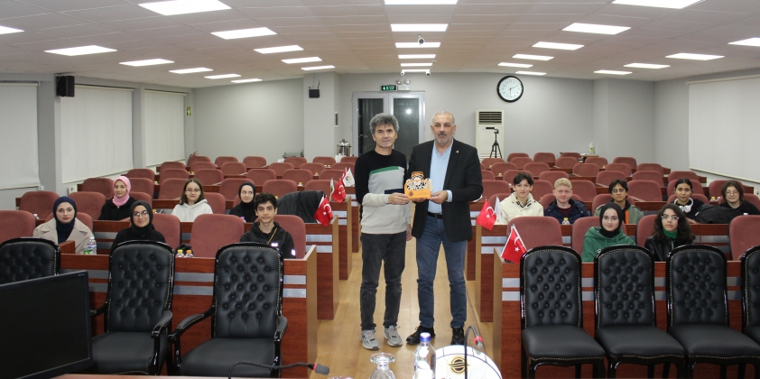 Orhangazi Kent Konseyi Gençlik Topluluğu Odamızı Ziyaret etti